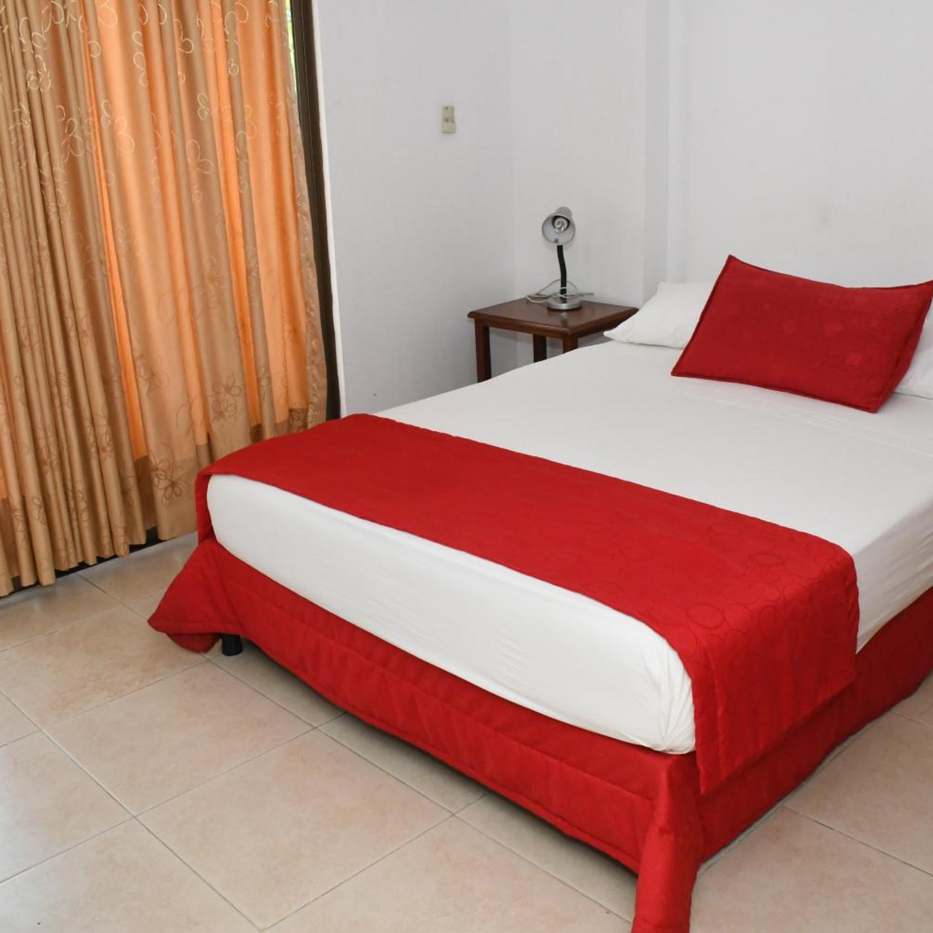 Aparta Hotel Los Cerezos 18/50