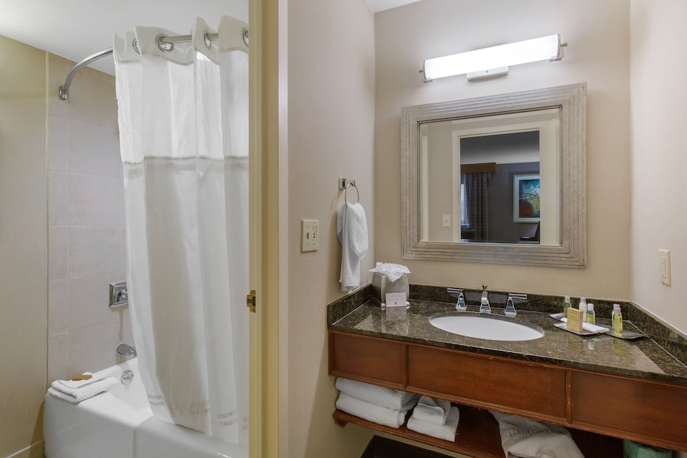 Doubletree Hotel Downtown Wilmington Legal 20/60