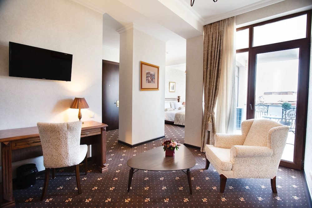 Tbilisi Laerton Hotel 30/50