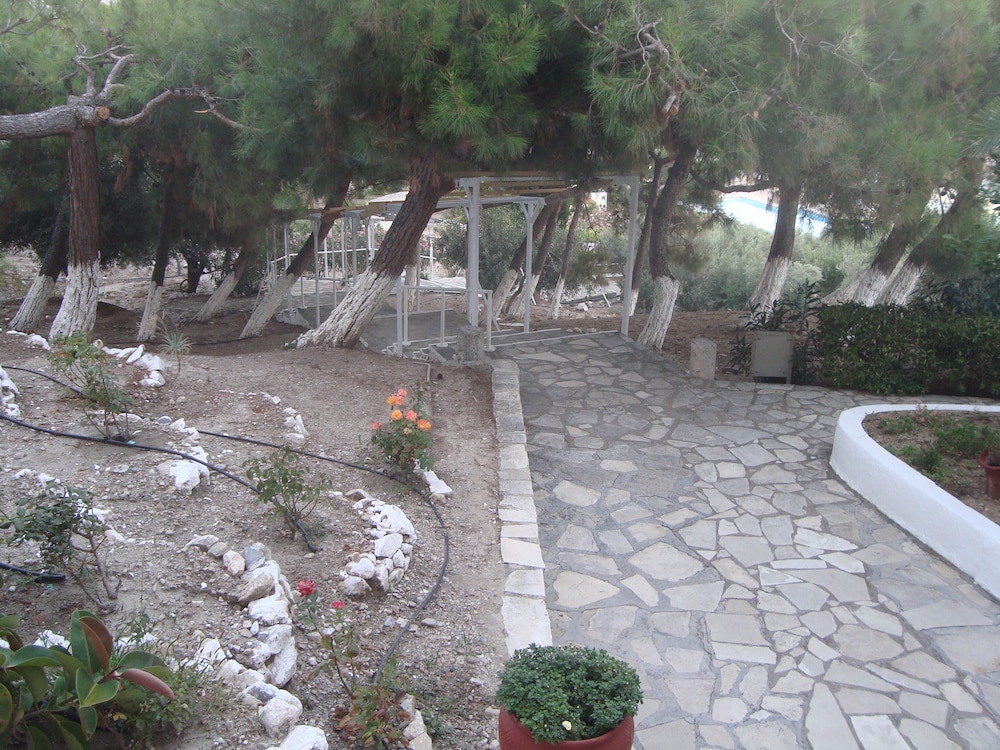 Glicorisa Beach Hotel 61/64