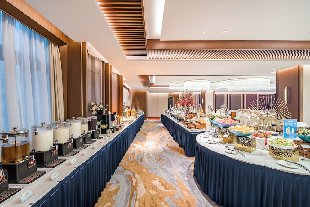 Beijing Guangxi Hotel 30/50