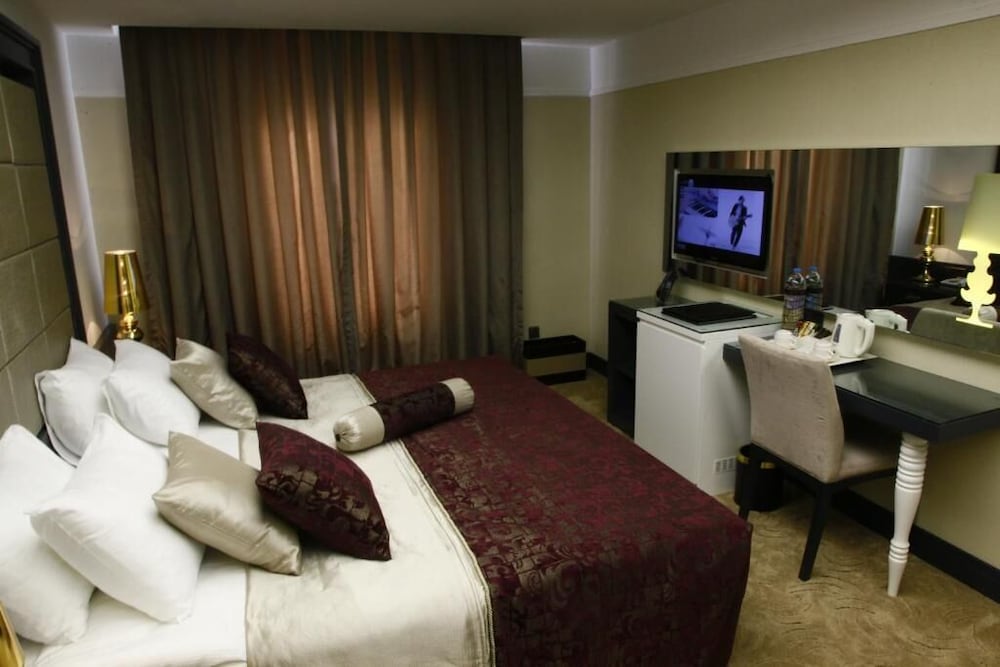 Mirilayon Hotel 14/50