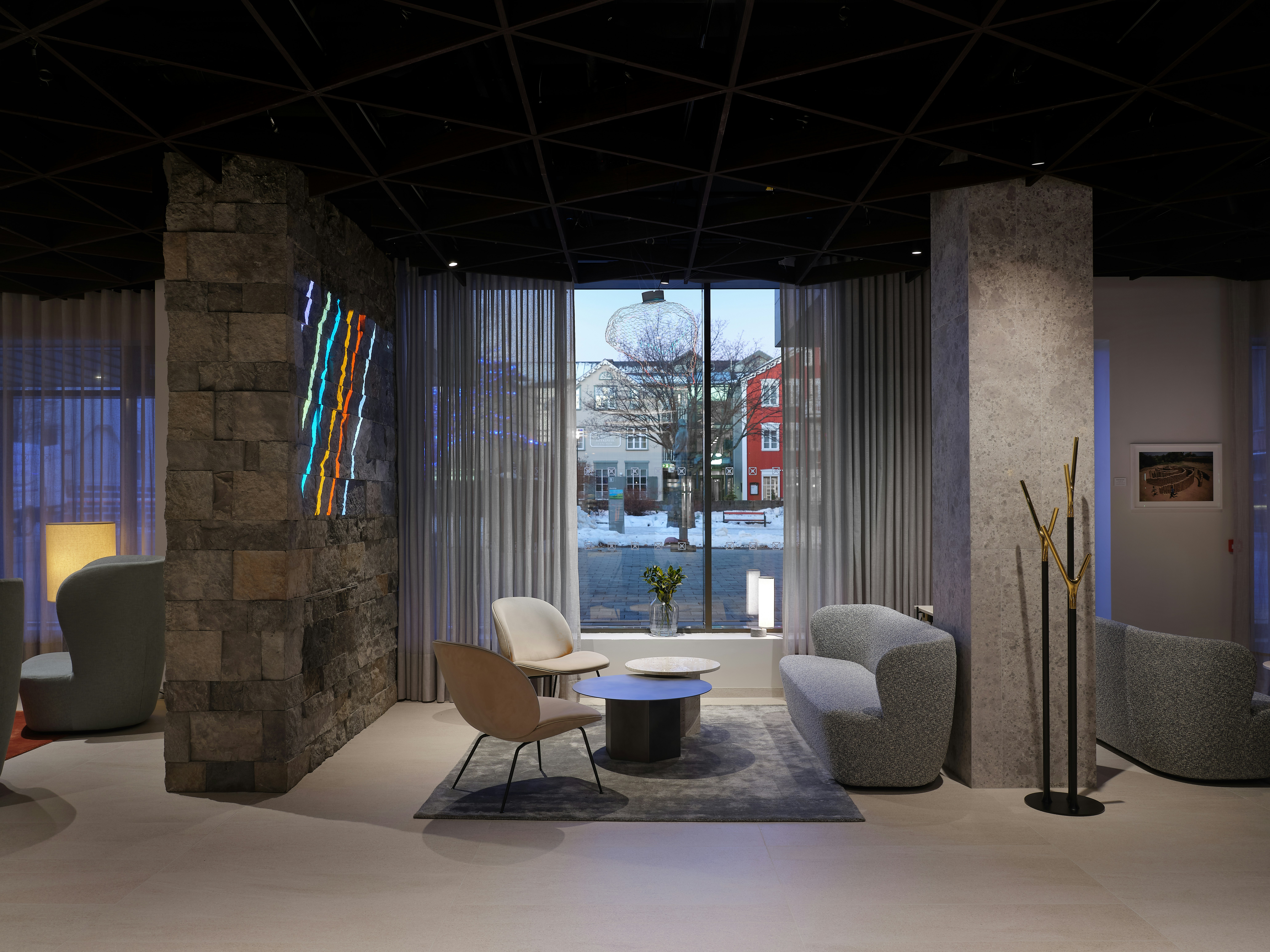 Iceland Parliament Hotel, Curio Collection by Hilton 30/31