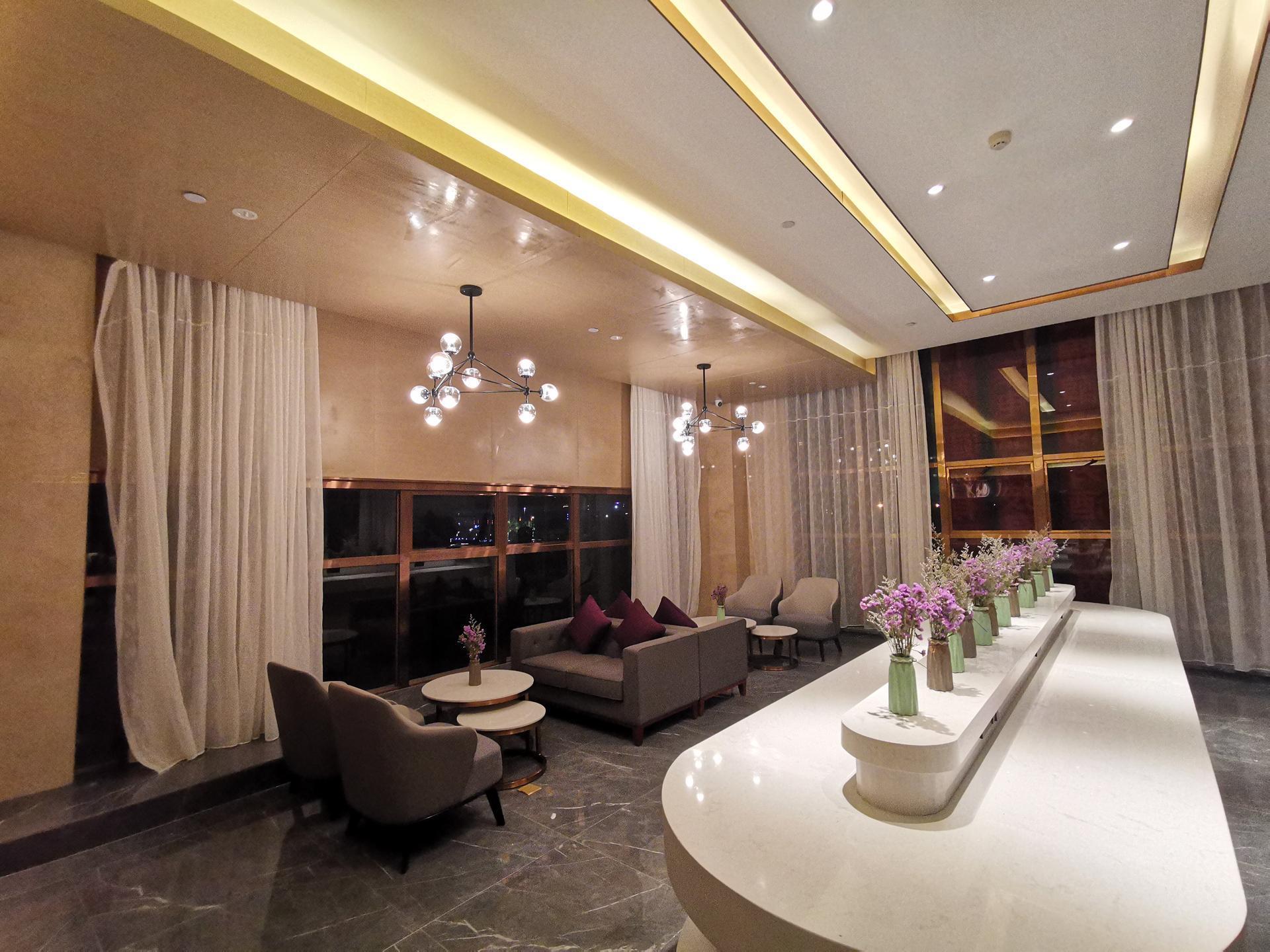 Lavande Hotel (Wuxi East Railway Station) 61/70