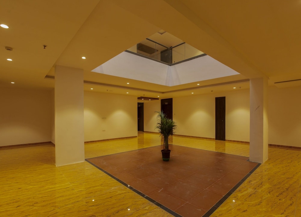 Sarovar Portico Somnath 38/72