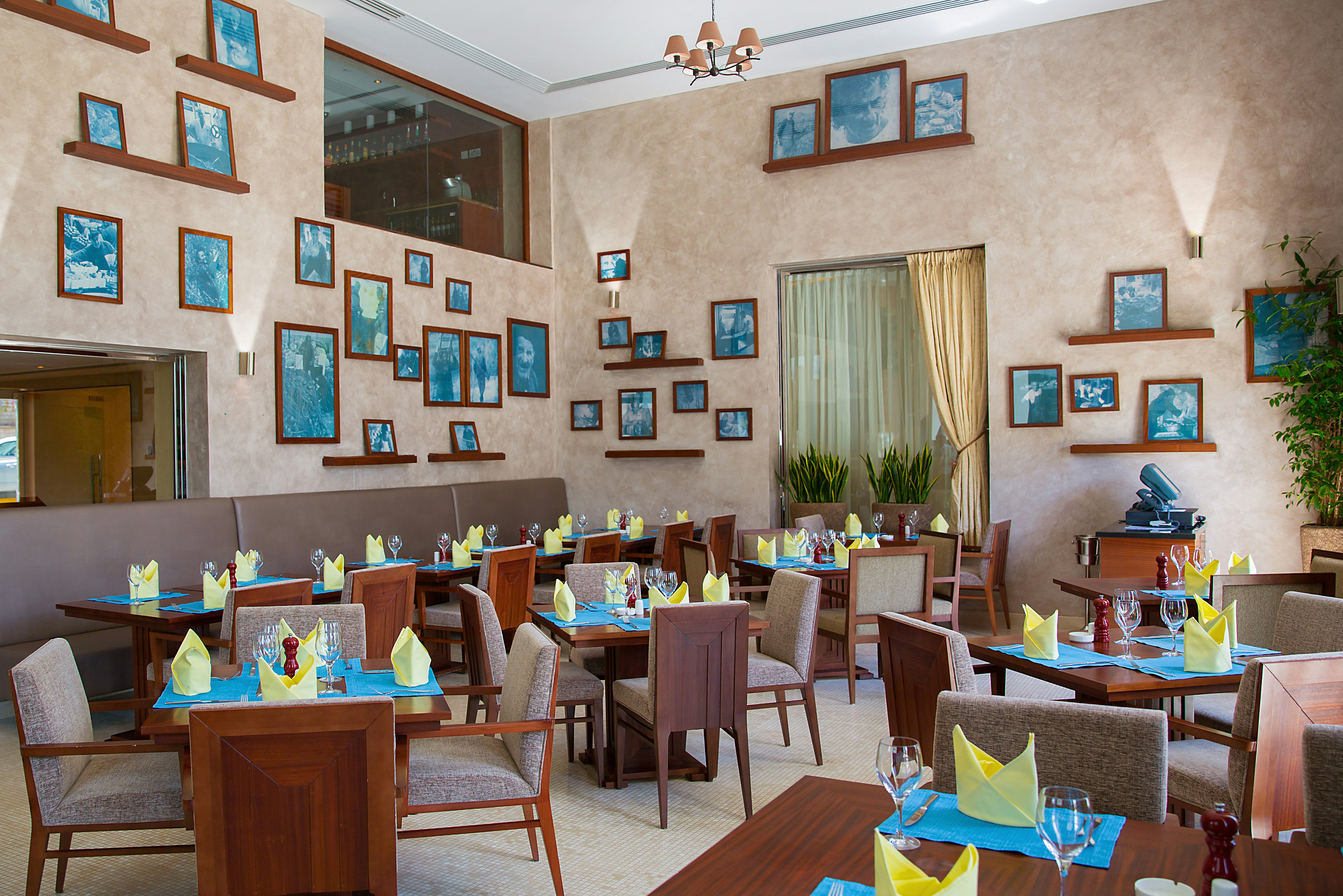 Copthorne Hotel Baranan 44/60