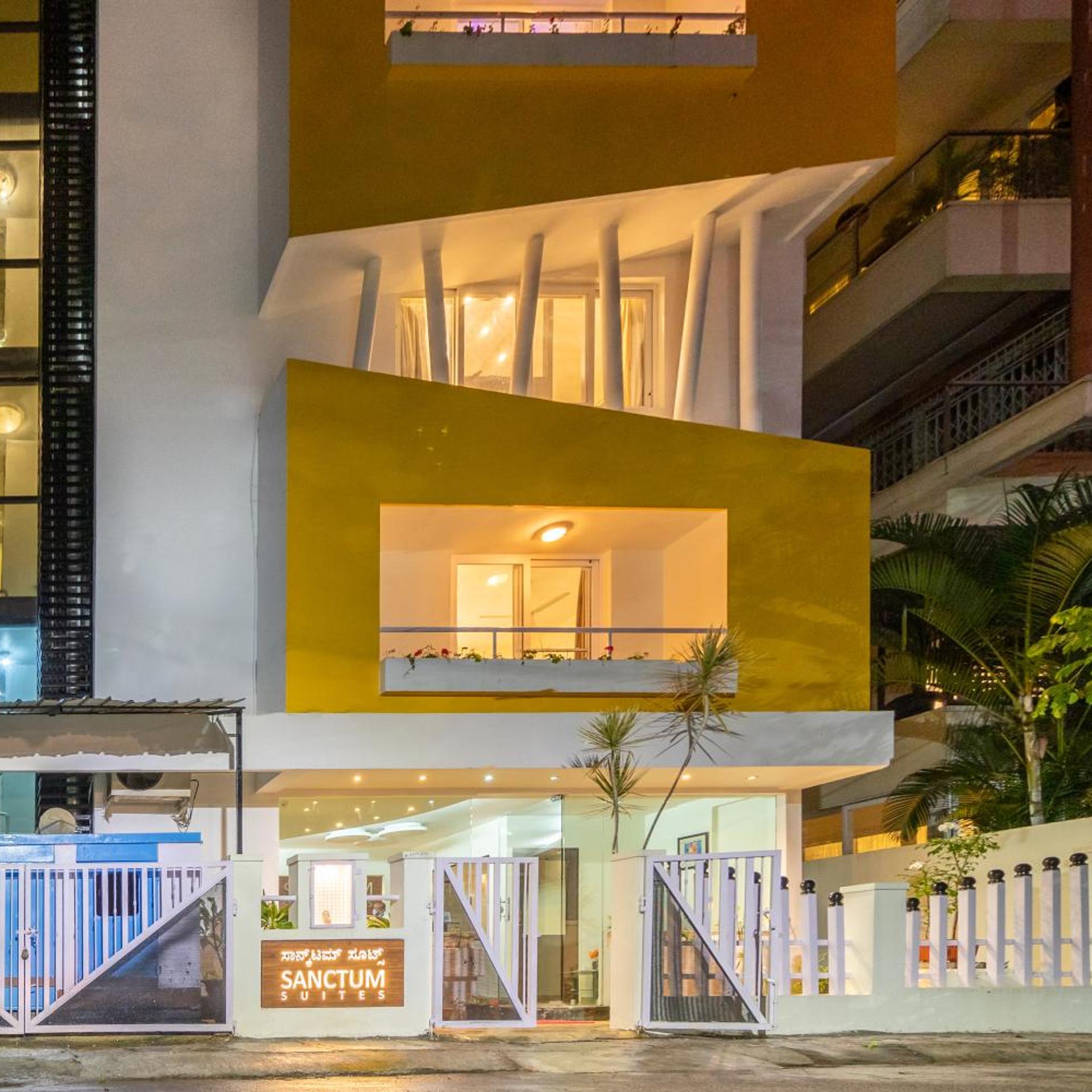 Niche Suites 2/36