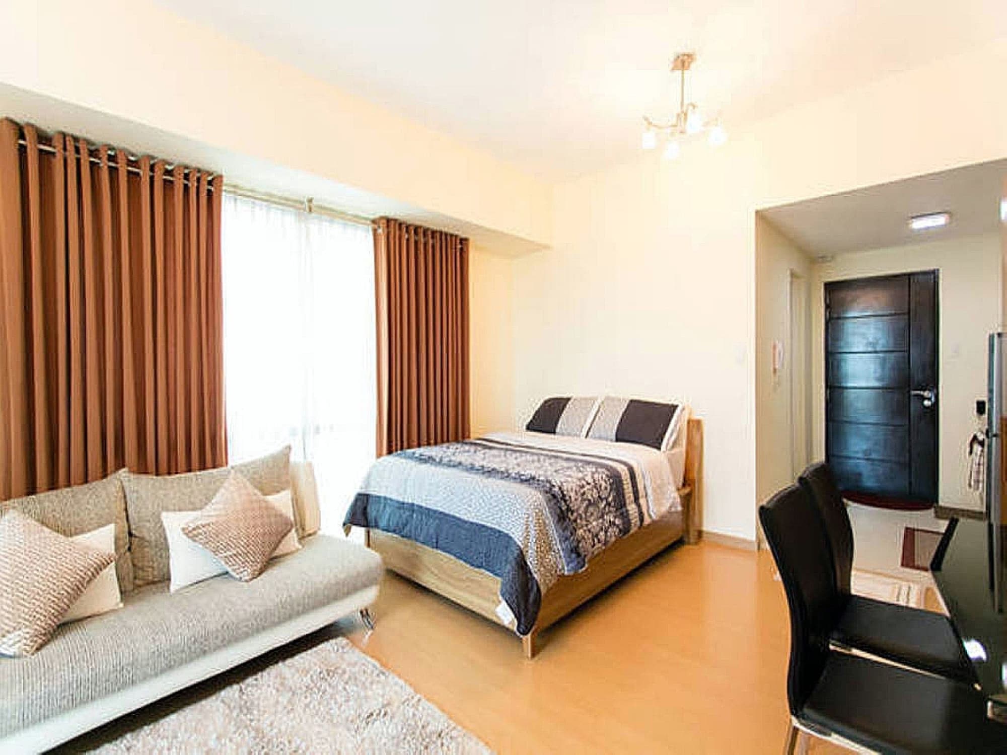 Deluxe, Studio, Queen Bed, Golf Course View, Kitchen