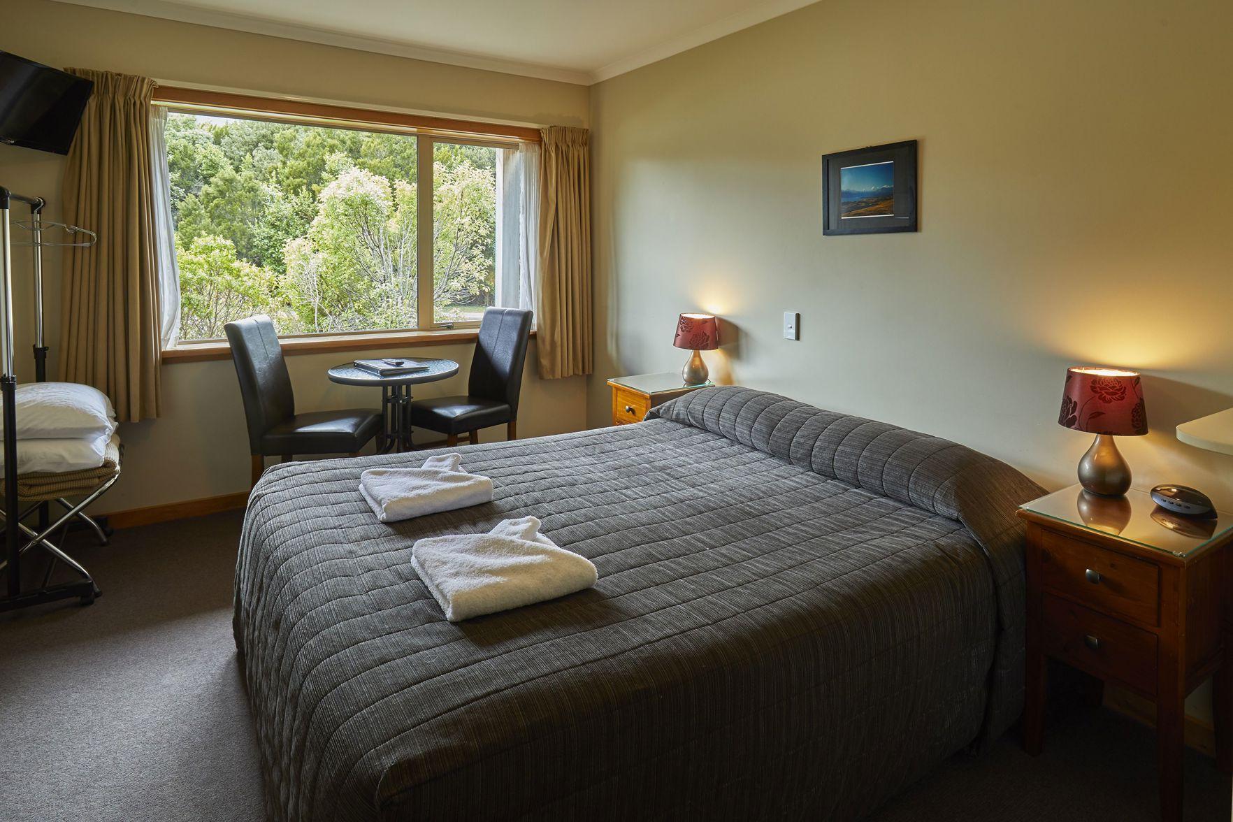 Room, Double or Twin Bed, Front View, Ground Floor