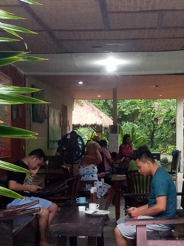 Vico Hotel (ex Cheap Hotel Nusa Dua) 22/41