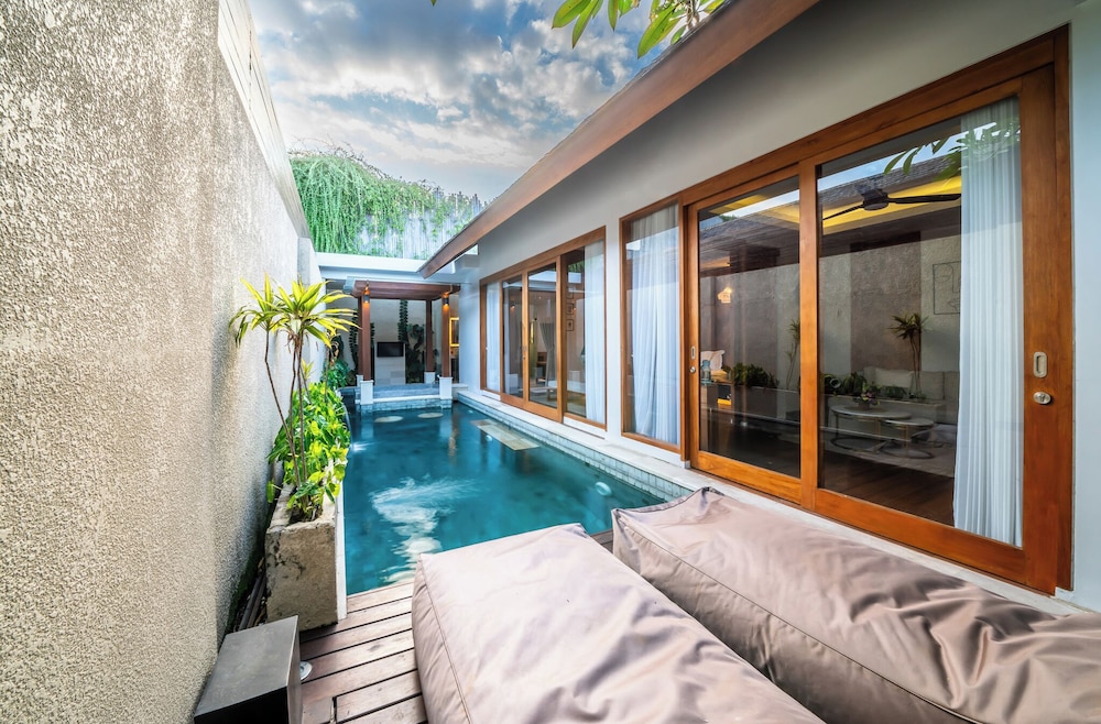 Sithala Villa Seminyak 25/50
