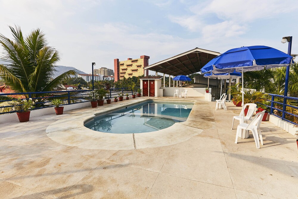 Suites Ixtapa Plaza 48/50