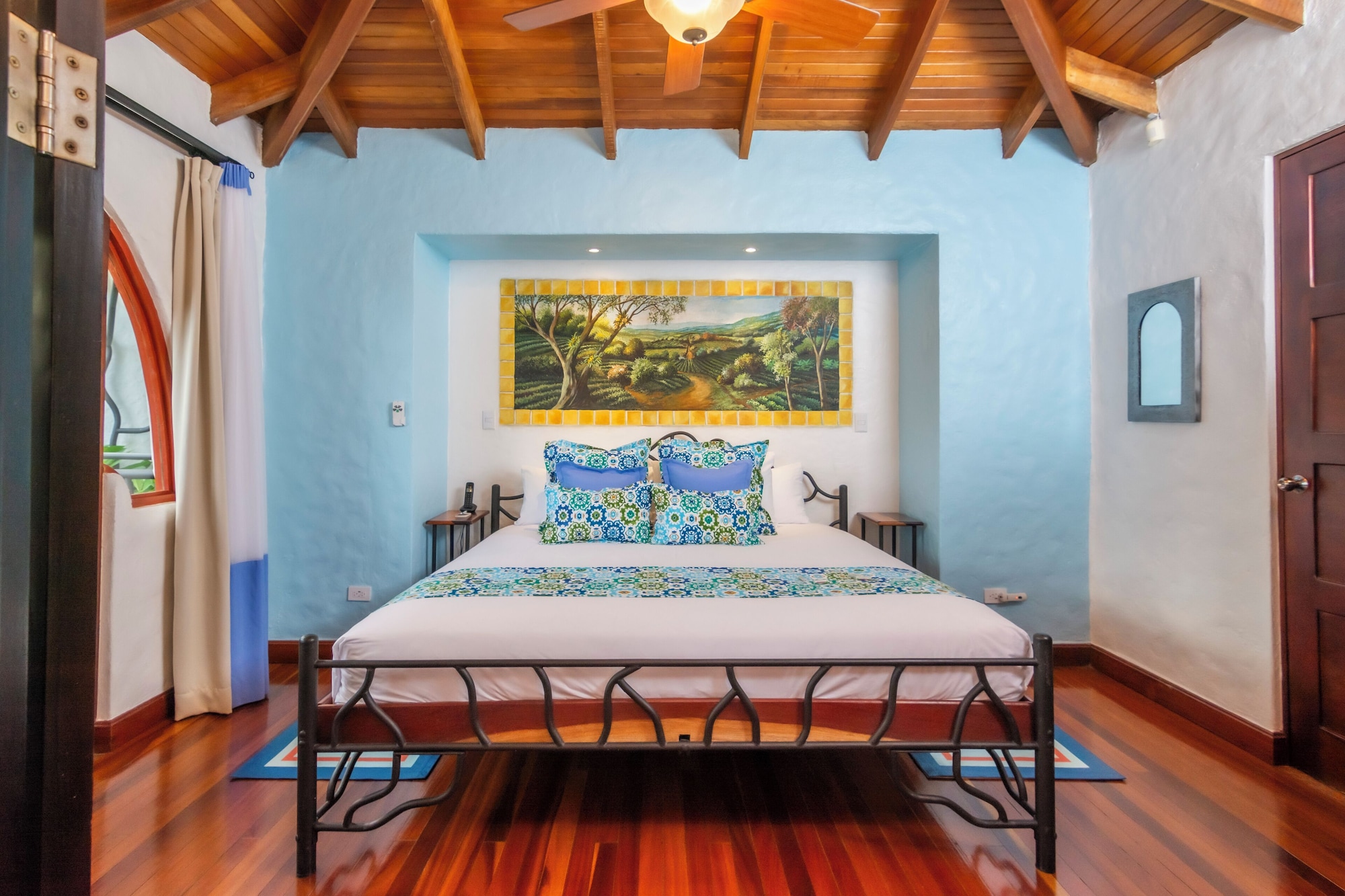 Lagoon Villa, 2 King Beds, Sofa