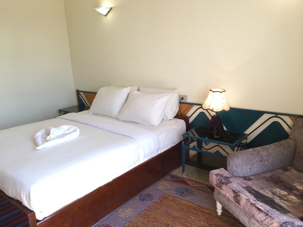 Memnon Hotel Luxor 15/50