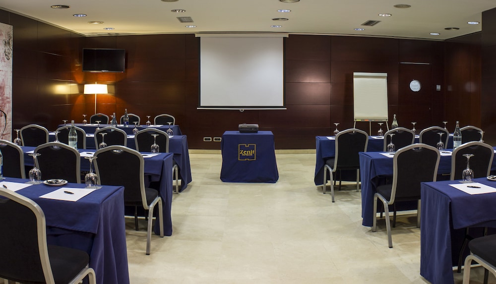 Hotel Zenit Coruna 58/66