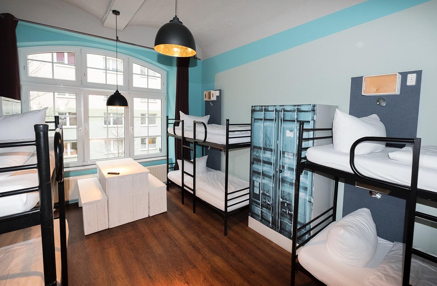 Female Dorm, Female Only, 6 Beds