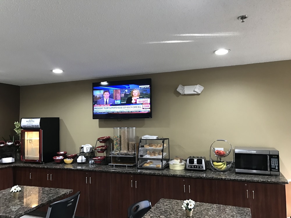 Microtel Inn & Suites by Wyndham Lithonia/Stone Mountain 18/31