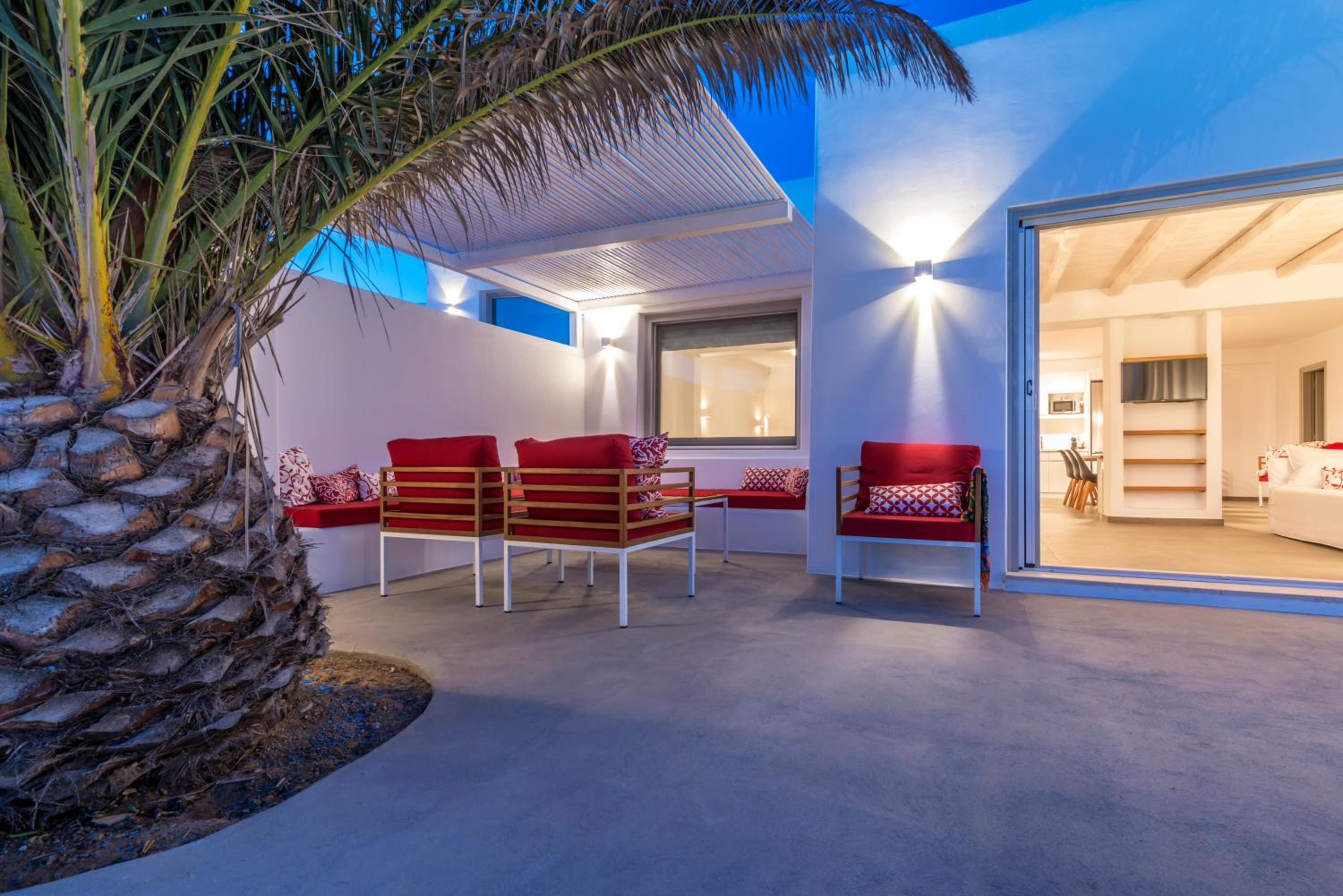 Bespoke Mykonos 5/19