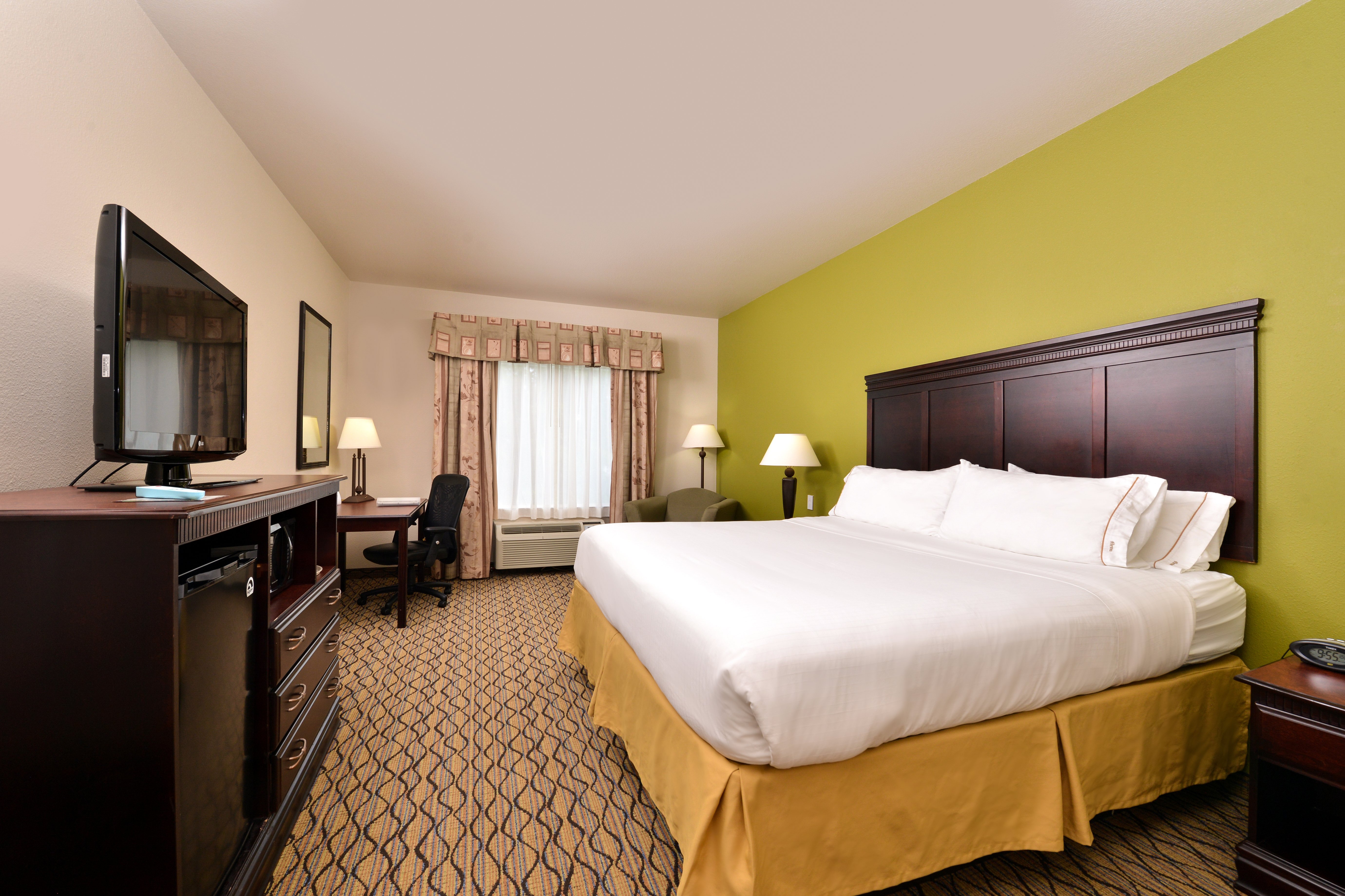 Leisure, King Bed