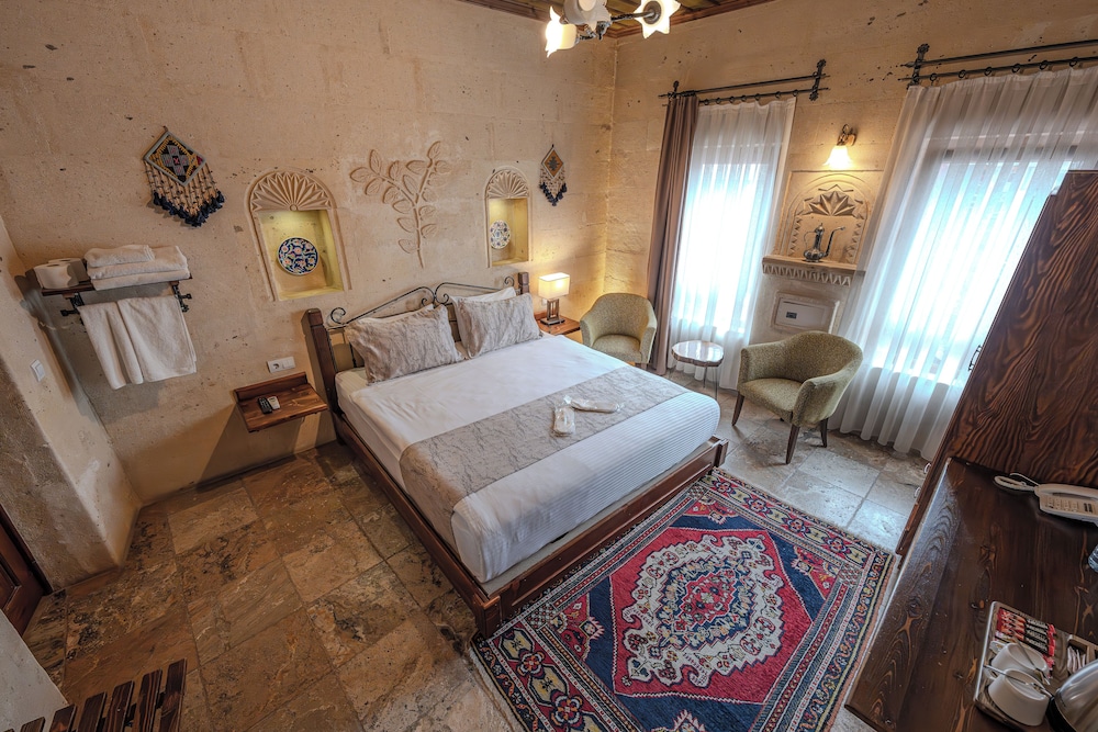Osmanbey Cave Hotel 12/48