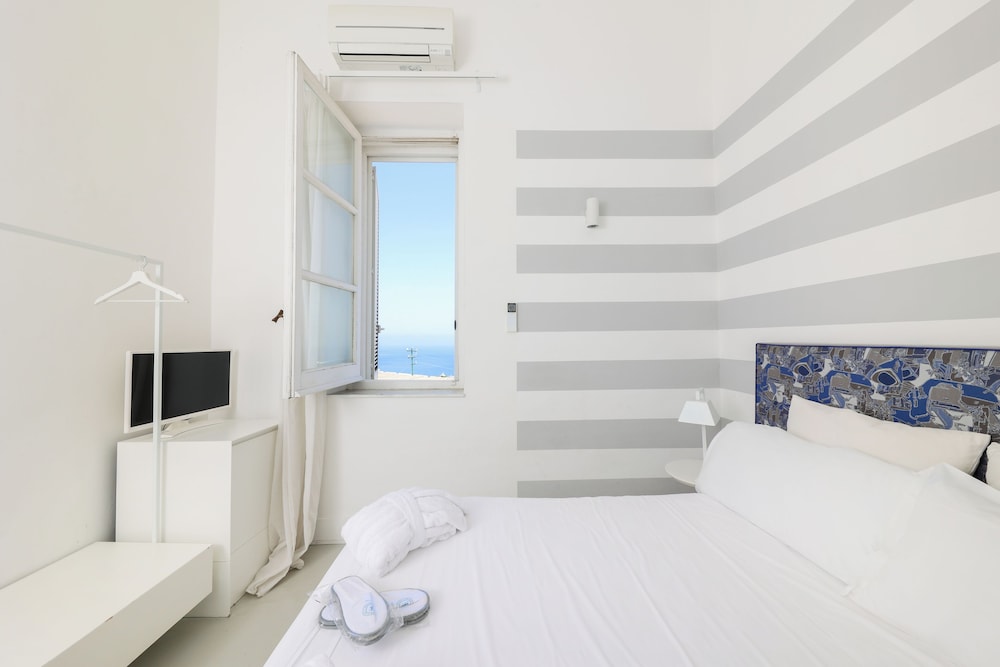 جناح بسريرين كوين، Suite Time Capri Villa La Pergola 2/5