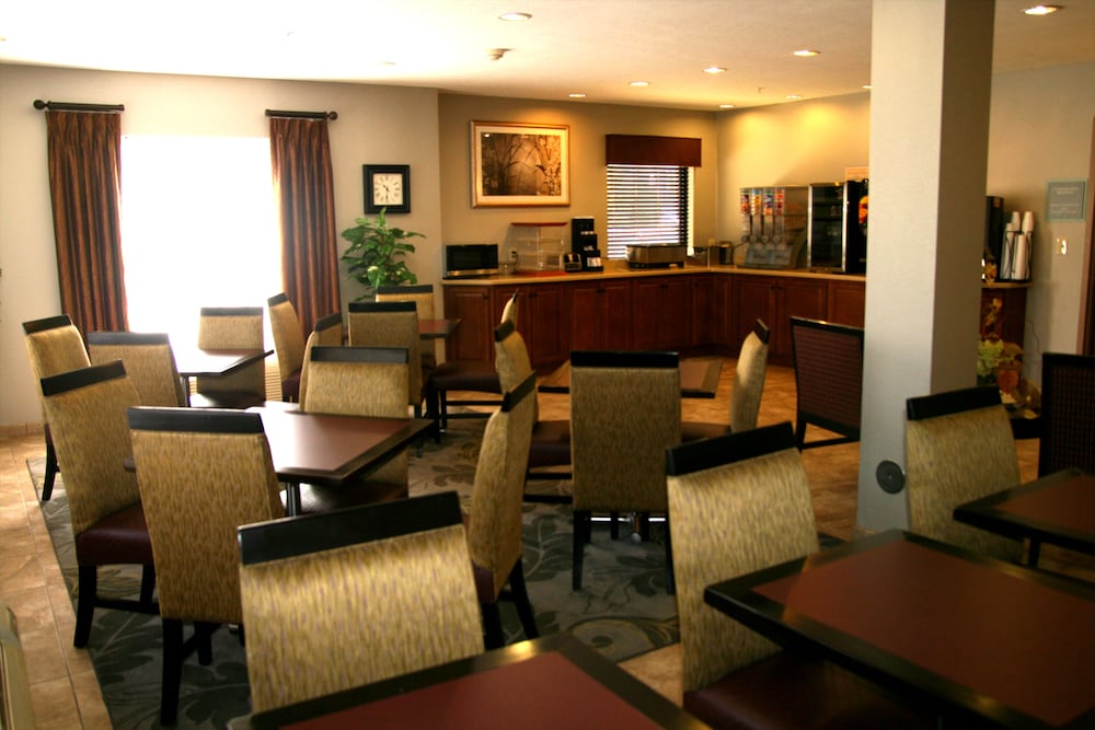 Carpenter Street Hotel 29/37
