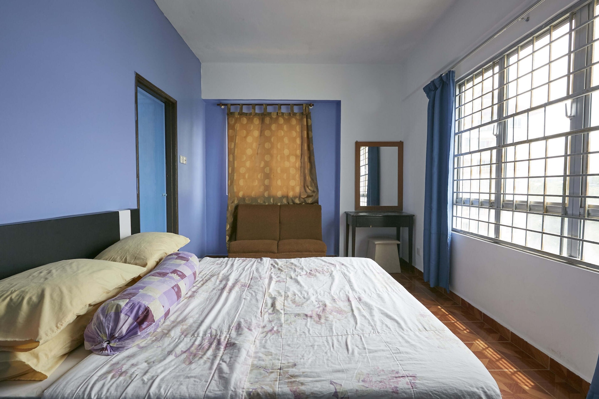 2 BEDROOMS, APARTMENT