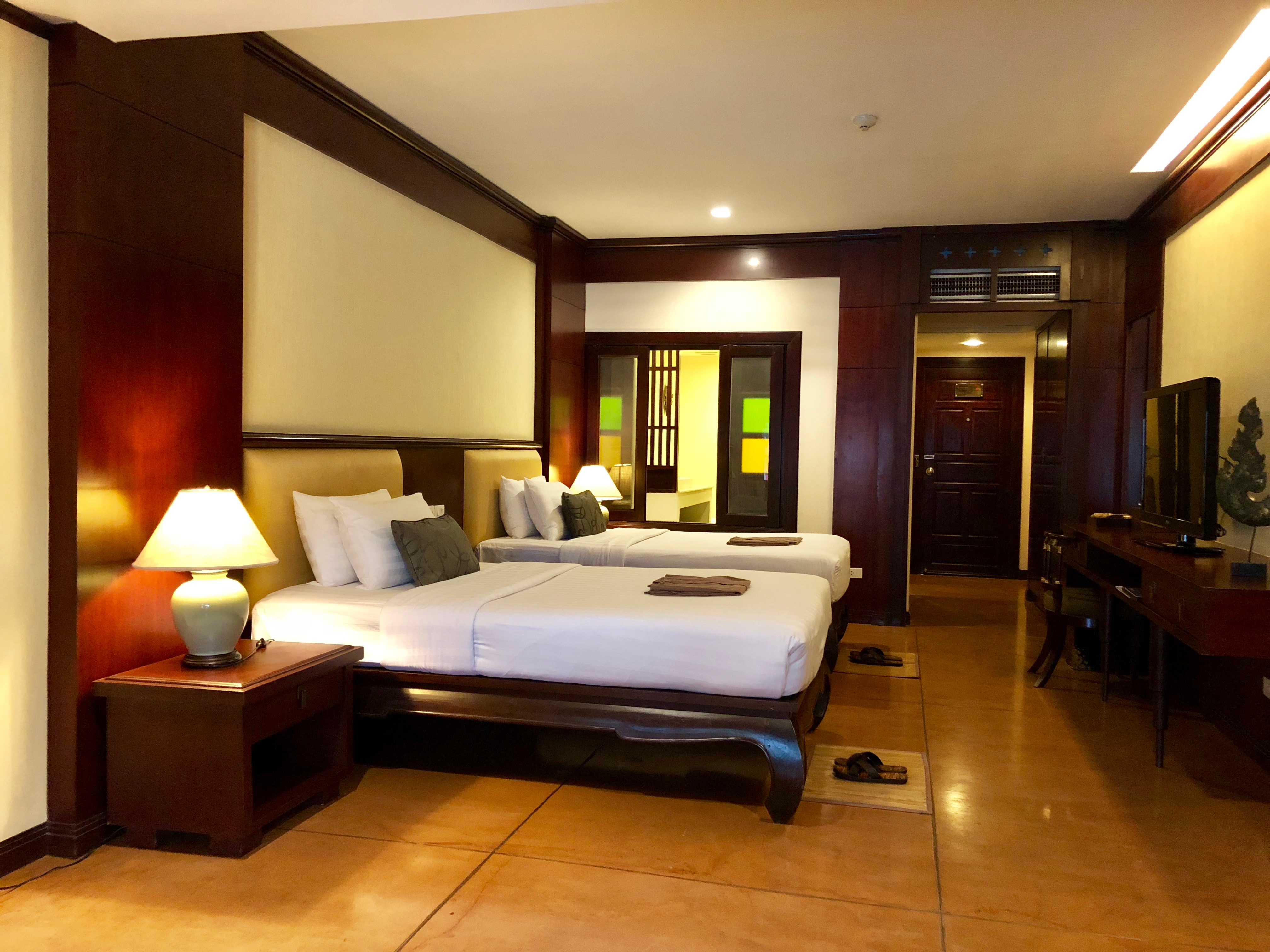 Grand, Deluxe, Double or Twin Bed
