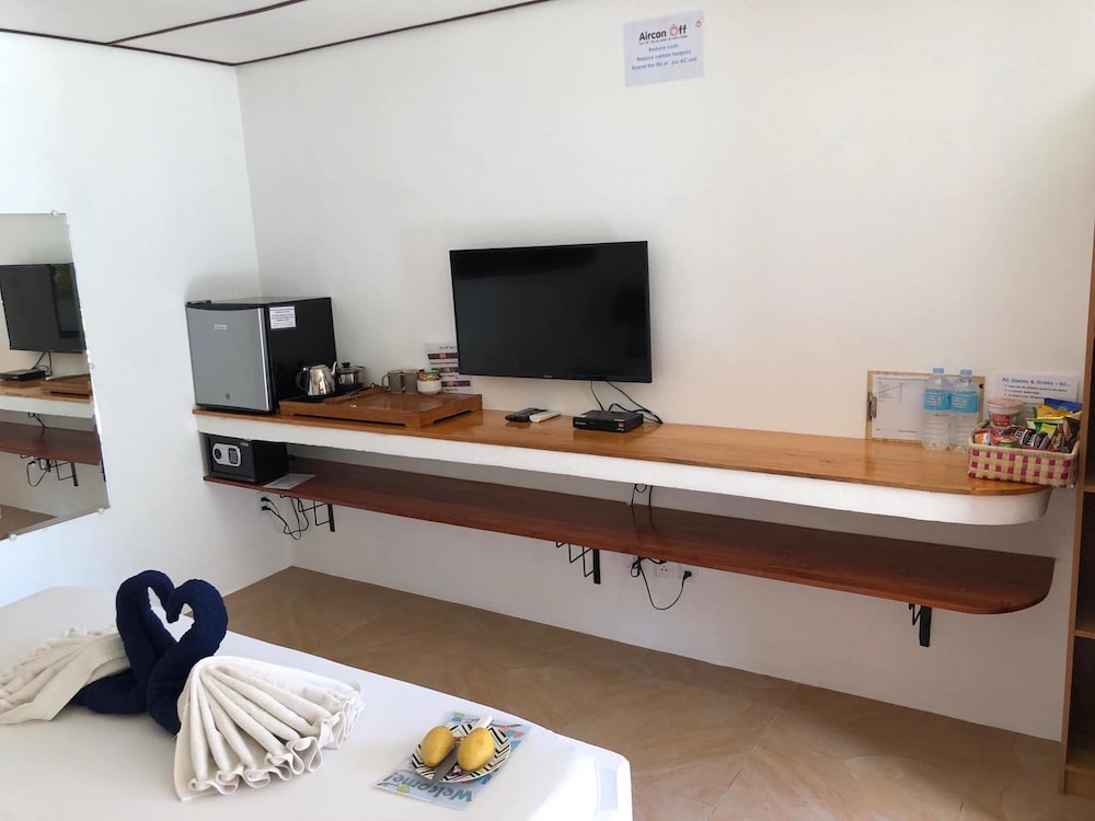 Parrot Resort Moalboal 37/50