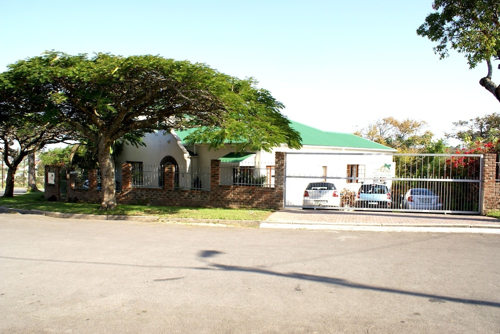 Aloha Bed and Breakfast 7/8