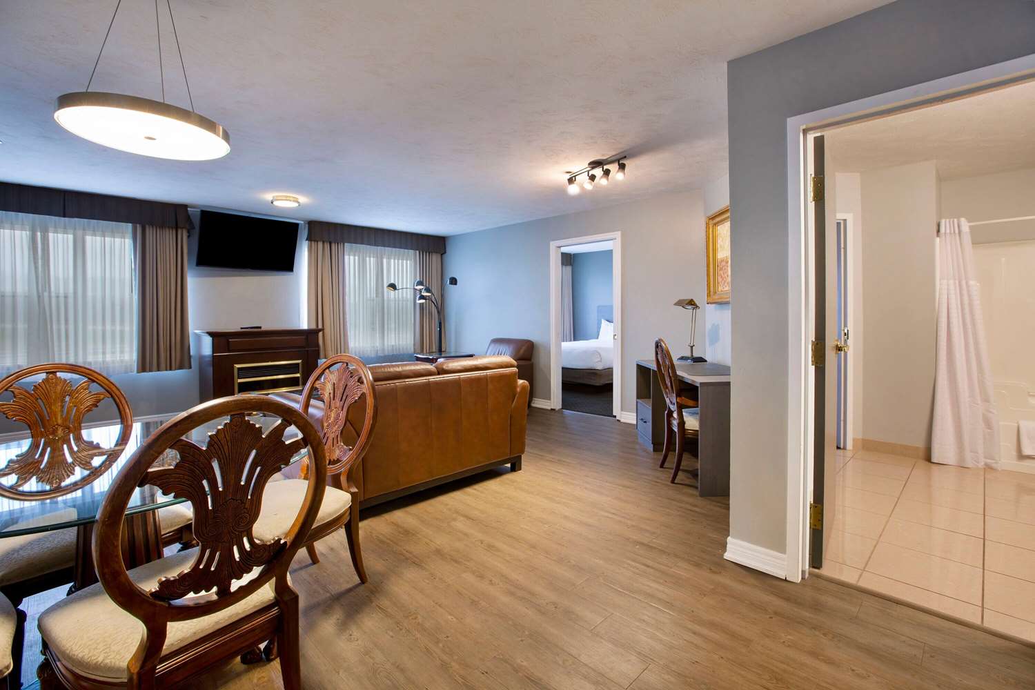 Days Inn & Suites by Wyndham Moncton 20/30
