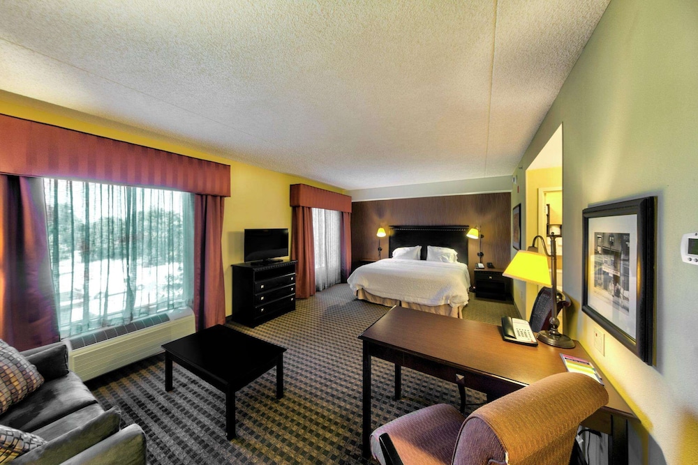 Hampton Inn & Suites Chadds Ford 35/60