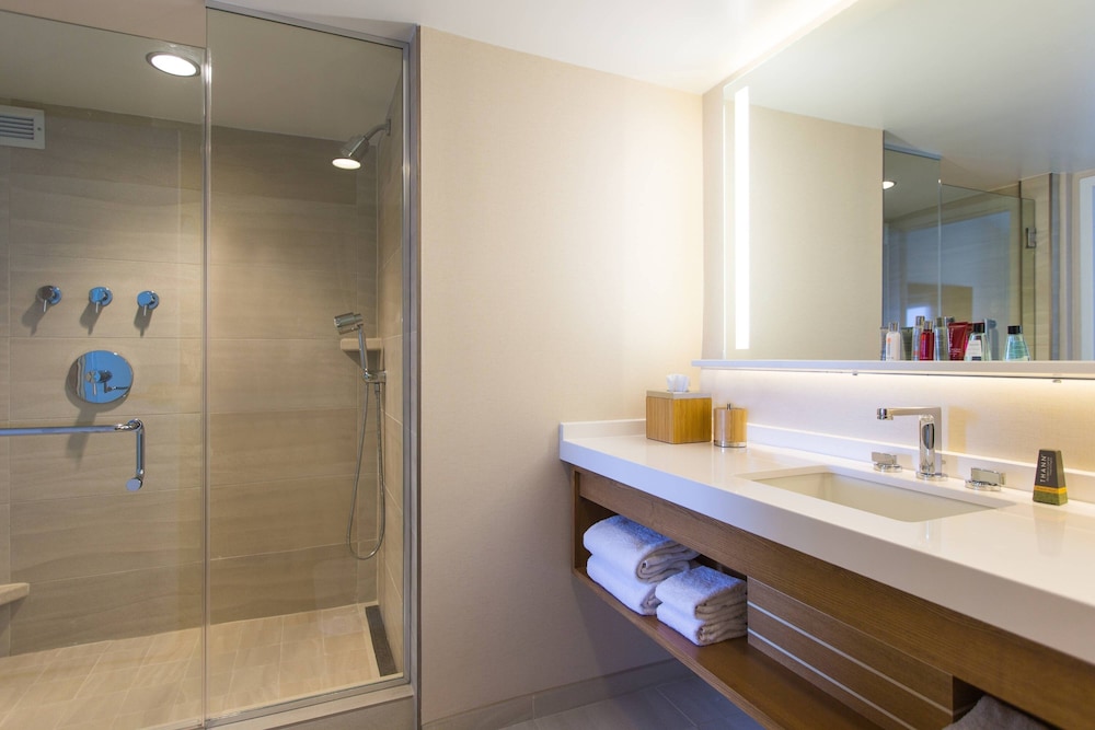 Newport Marriott Hotel and Spa 10/53