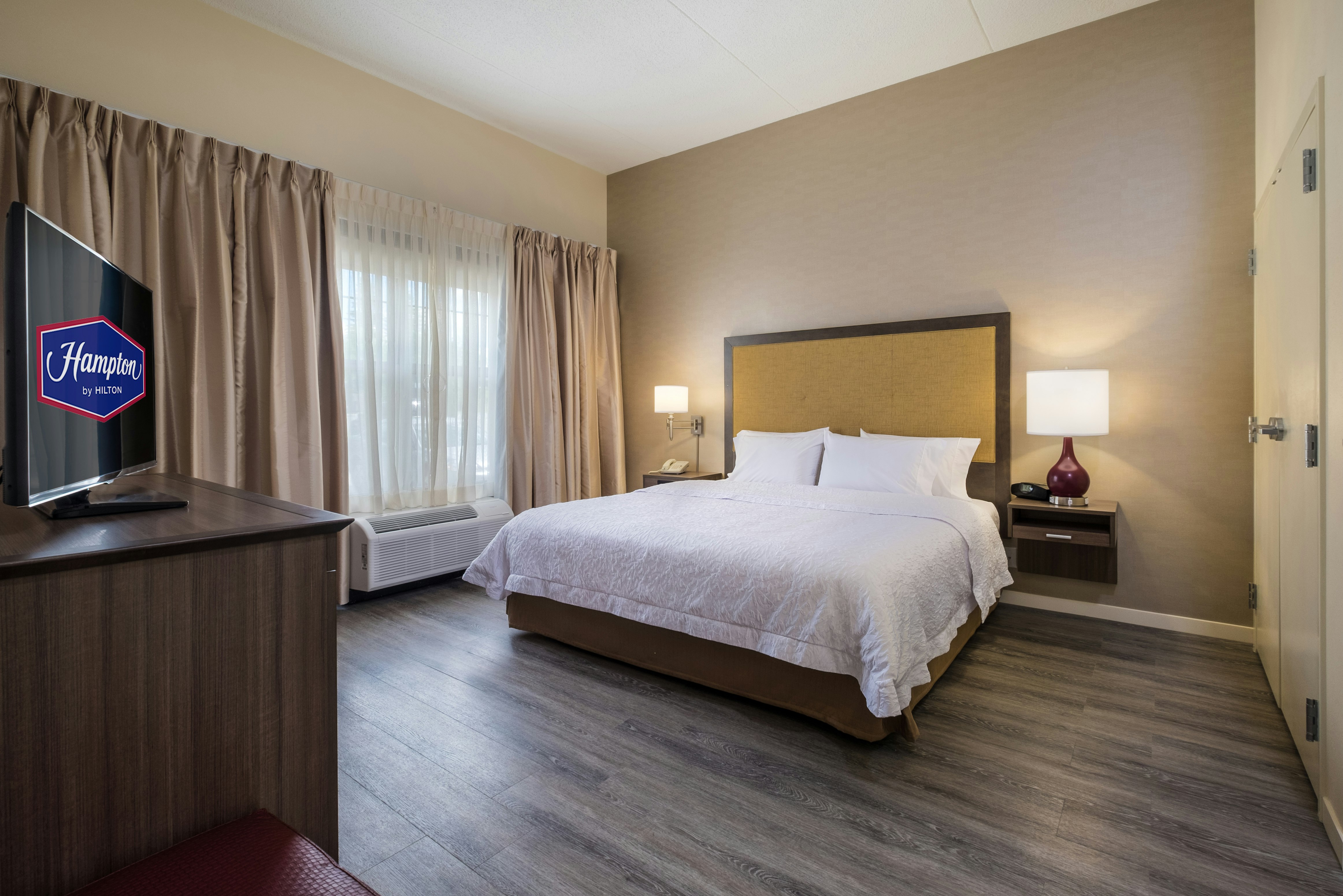 Hampton Inn Waterville 11/55