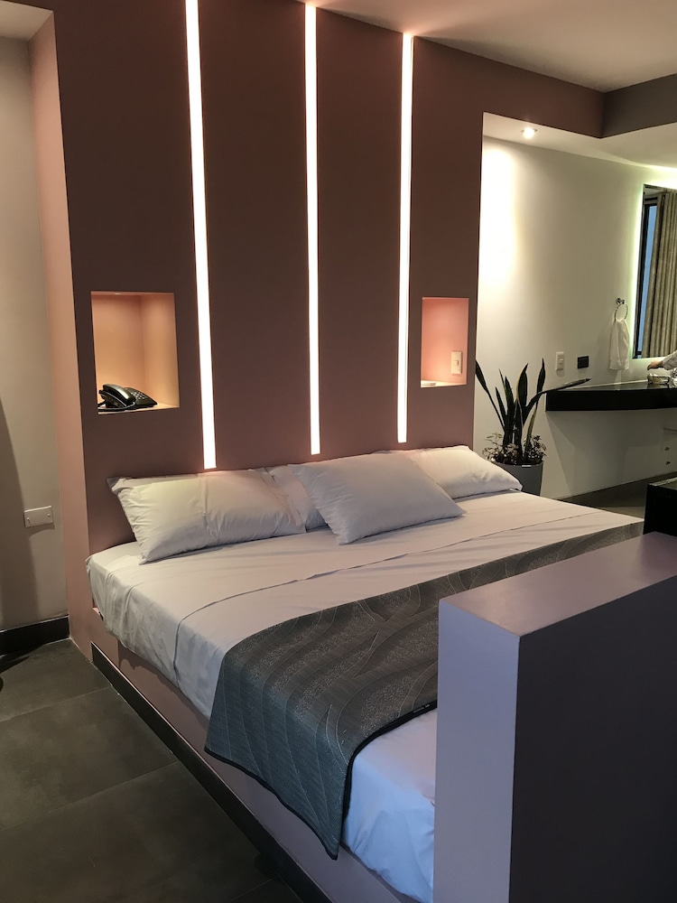 Hotel G 12/50