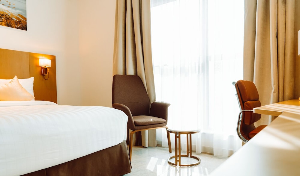 HE Hotel Apartments 9/50