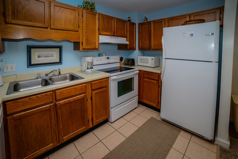 Myrtle Beach Resort by Beach Vacations 22/79