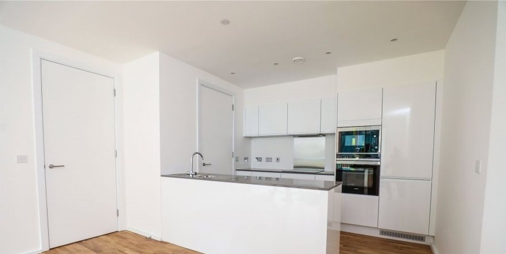 Clover Court by Aeria Apartments 9/33