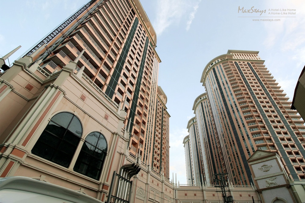 Maxstays - Max Style At The Venice Residences 4/50