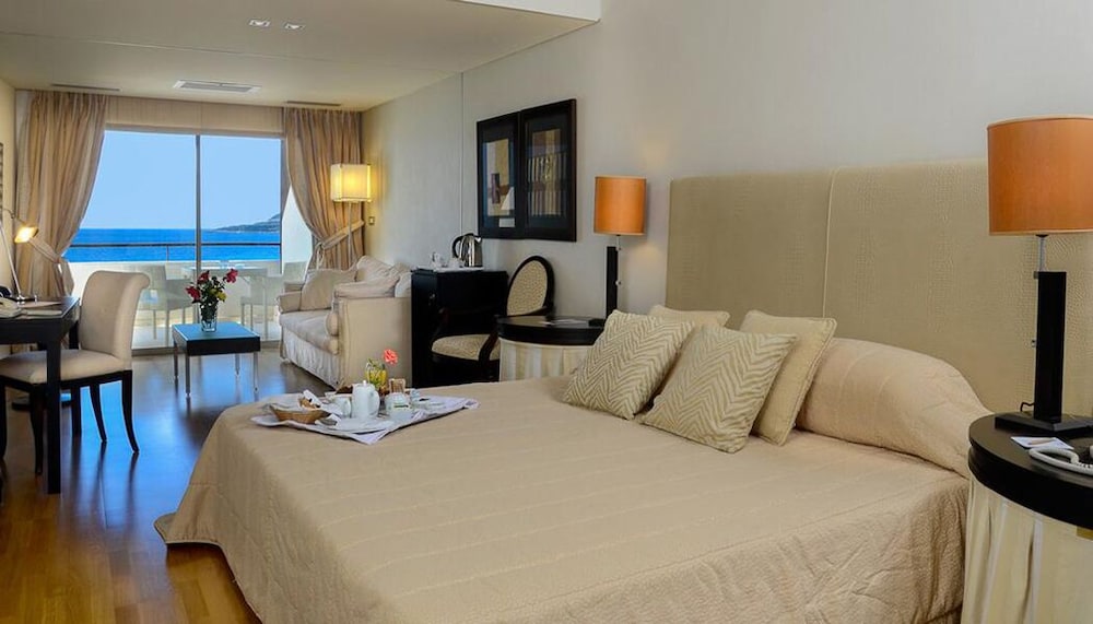 Plaza Resort Hotel 18/74