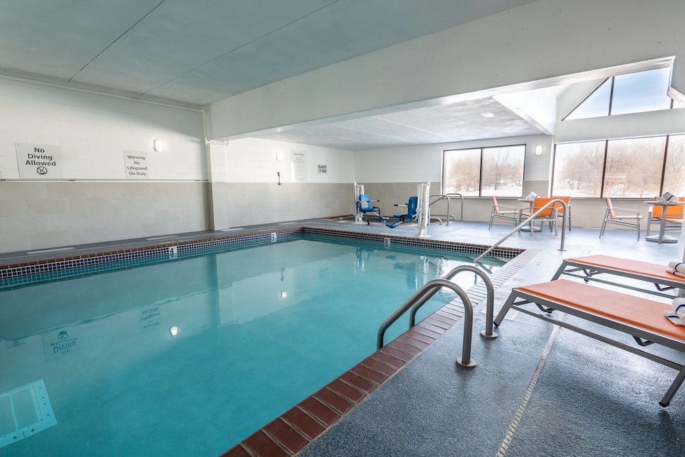 Holiday Inn Express Hotel And Suites Coon Rapids Blaine Area 22/38