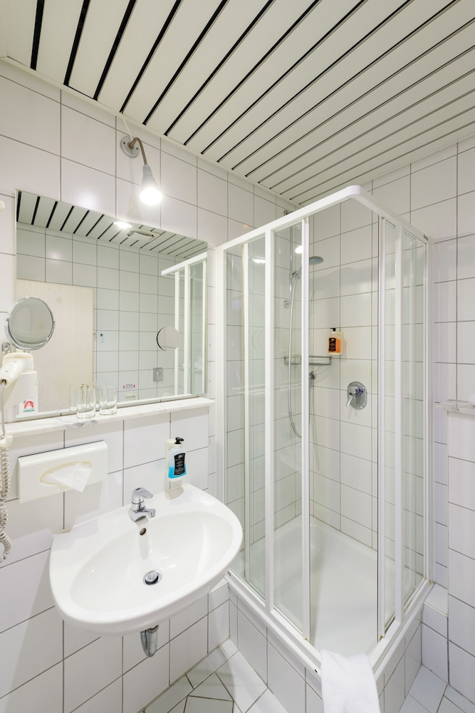 Askania Hotel Bernburg 48/50