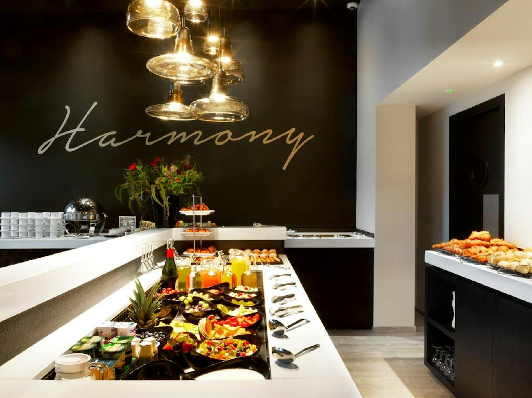 Hotel Harmony 46/75
