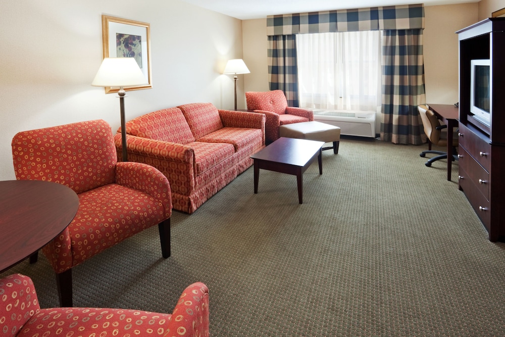Holiday Inn Express Hotel Suites Freeport 25/43