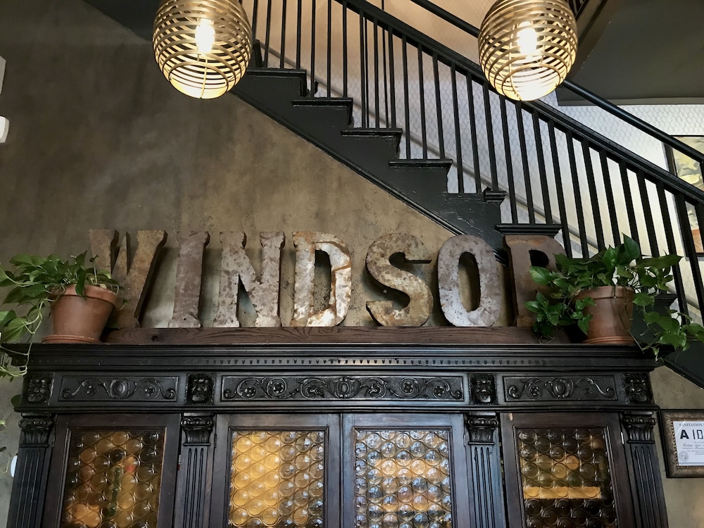 The Windsor Boutique Hotel 37/49