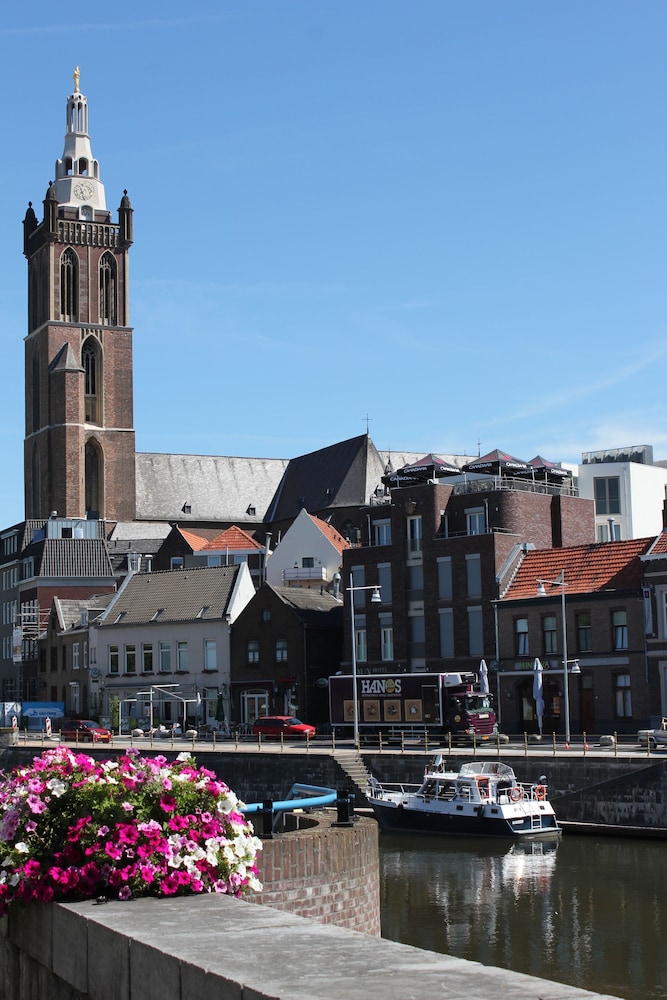 Het Arresthuis 43/50