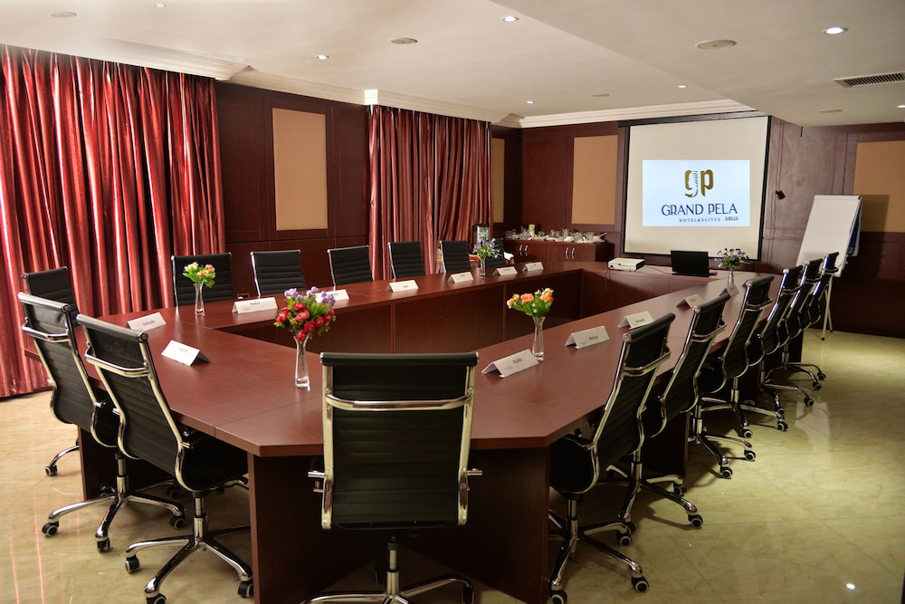 Grand Pela Hotel and Suites 32/44