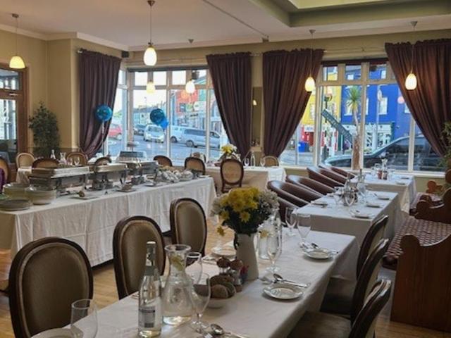 Alcock & Brown Hotel 31/48