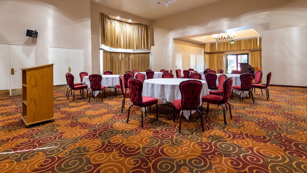 Best Western Plus Placerville Inn 44/49