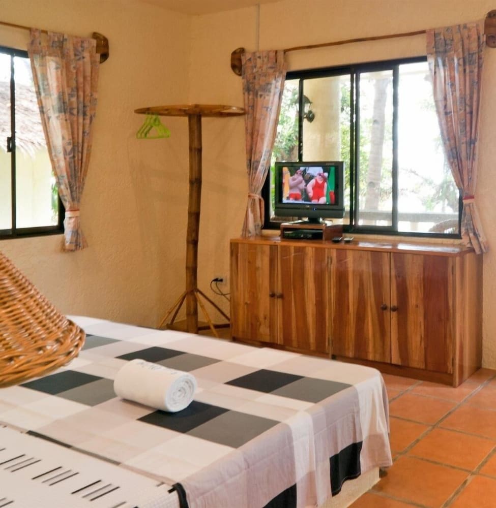 Easy Diving And Beach Resort 25/60